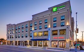 Holiday Inn Express And Suites Kansas City ku Medical Center